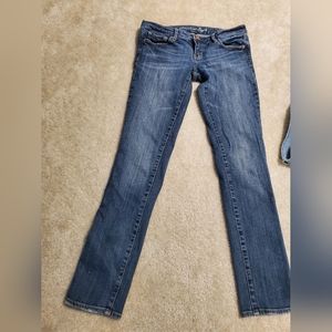 American Eagle size 4 low rise cropped jeans